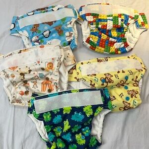 Adjustable cloth diaper cover bundle